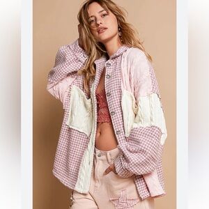 NWOT POL MIXED FABRIC SHACKET